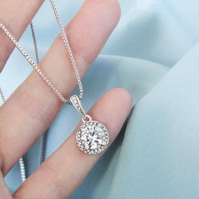 Load image into Gallery viewer, To My Beautiful Mom Necklace, You Give Me the Confidence That I Needed
