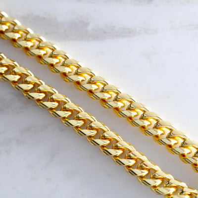 Load image into Gallery viewer, To My Son Necklace from Mom, Never Feel That You Are Alone
