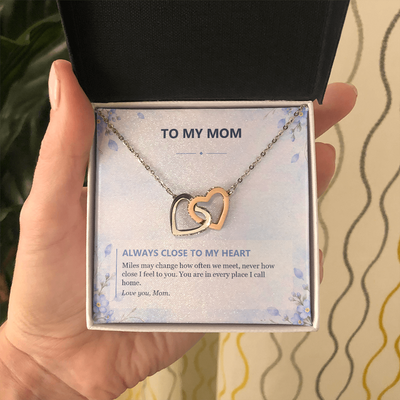 Load image into Gallery viewer, To My Mom Interlocking Hearts Necklace - Always Close to My Heart
