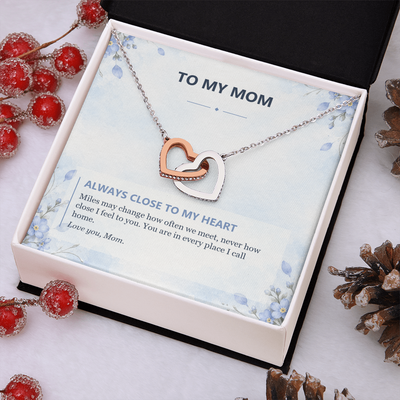 Load image into Gallery viewer, To My Mom Interlocking Hearts Necklace - Always Close to My Heart
