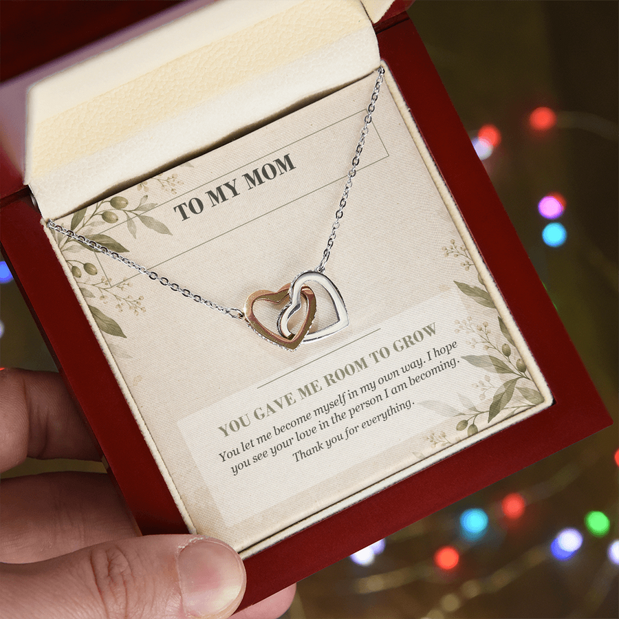 To My Mom Interlocking Hearts Necklace - You Gave Me Room to Grow